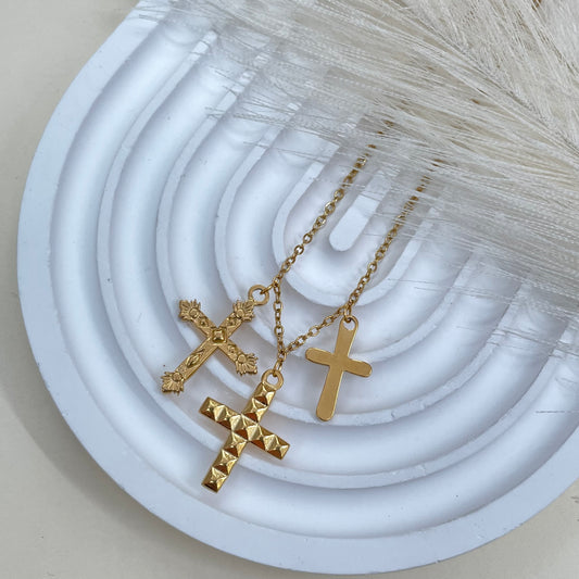 COLLAR MINI TRIPLE CRUZ - GOLD