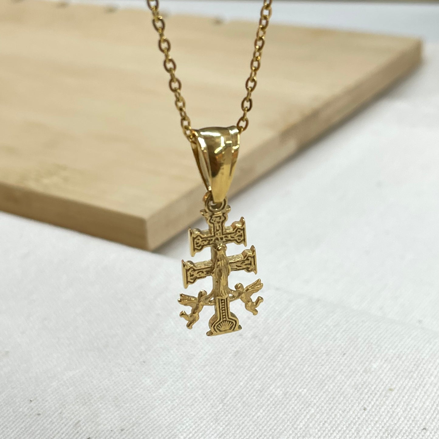 COLLAR CRUZ CARAVACA - GOLD