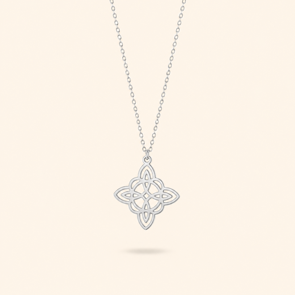 COLLAR NUDO BRUJA - SILVER