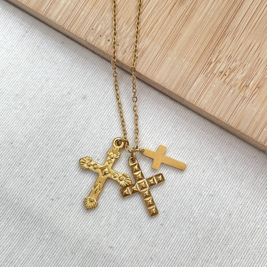 COLLAR MINI TRIPLE CRUZ - GOLD